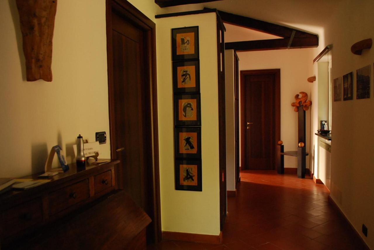 Villa Maia Neirone Exteriér fotografie
