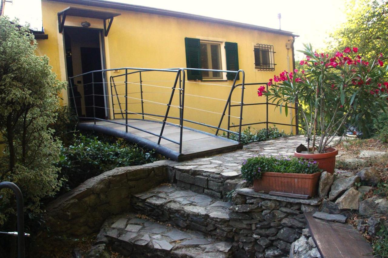Villa Maia Neirone Exteriér fotografie